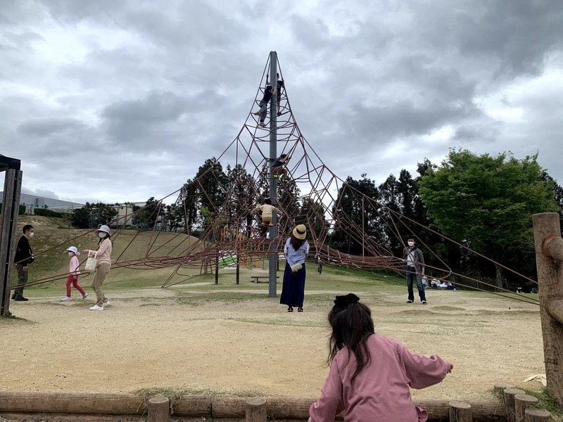 東温市】遊具豊富！とにかく広い！東温市総合公園（ハロウィンの森